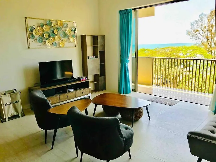Appartamento 5 Stars Seafront Suite By The Sea 日落无敌全海景 5星 酒店等级 Batu Ferringhi Malesia